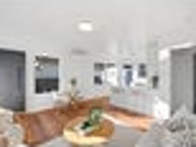 Apartment for sale in Heathcote, Canterbury