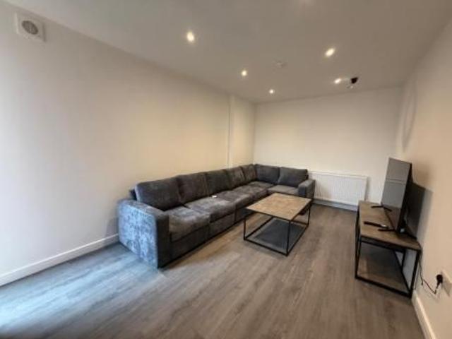 Room for rent in Hanley, Stoke-on-Trent