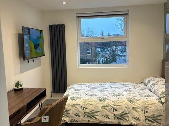 Room for rent in Wealdstone, Greater London