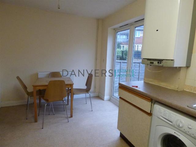 House for rent in Bede Island, Leicester