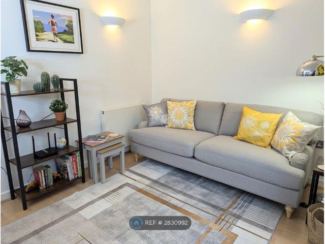 Apartment for rent in Barnsbury, Greater London