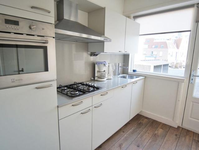 Appartement te huur in Noord, Zuid Holland