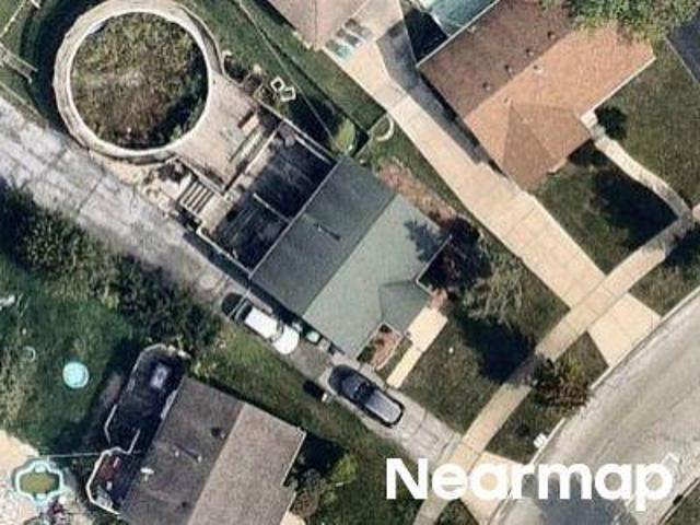 House for sale in Orland Hills, Illinois