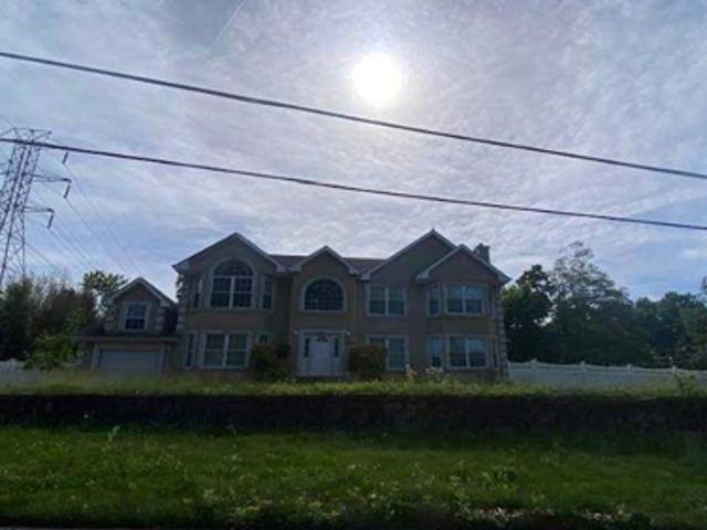 House for sale in Bohemia, New York