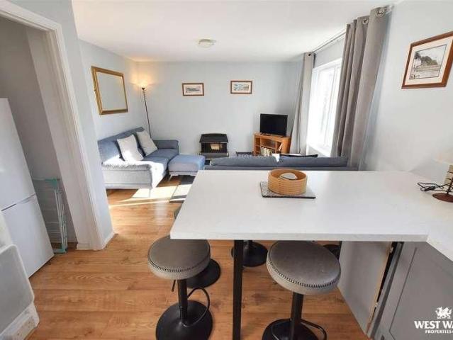 Apartment for rent in Walton West, Little Haven