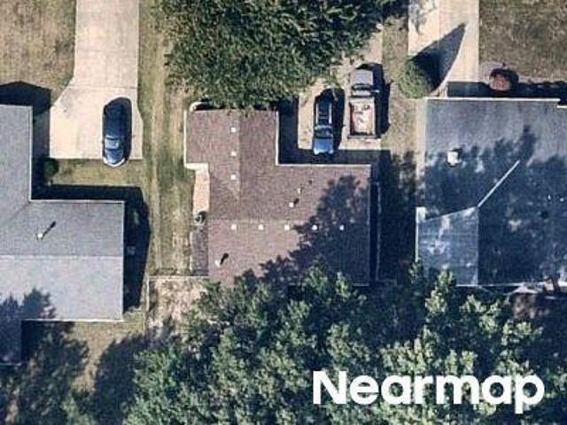 House for sale in Elyria