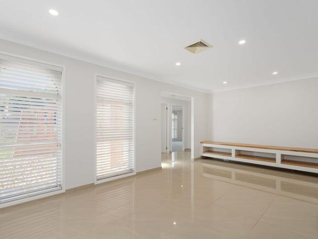 House for rent in Abbotsbury, Sydney