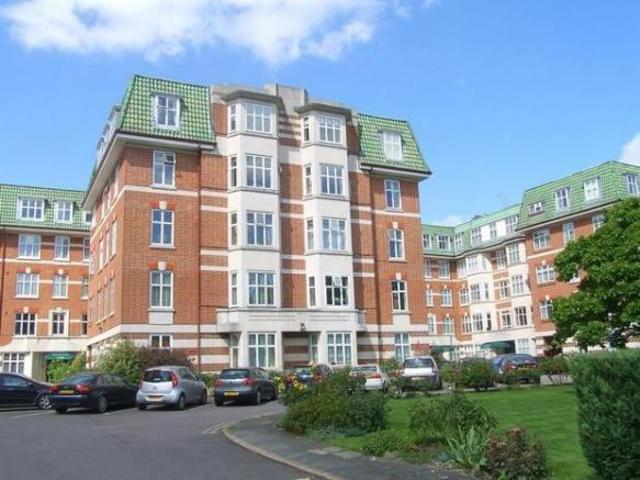 Apartment for rent in London Borough of Ealing, Greater London