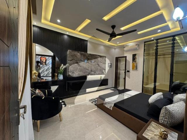 House for sale in Sialkot, Islamabad Capital Territory