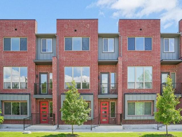 House for sale in Farmers Branch, Texas