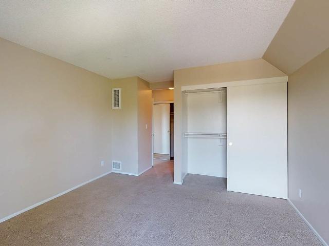 Apartment for rent in Fullerton, California