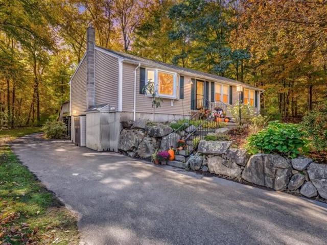 House for sale in Rowley, Essex County