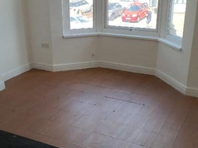 Apartment for rent in Collier Row, Greater London