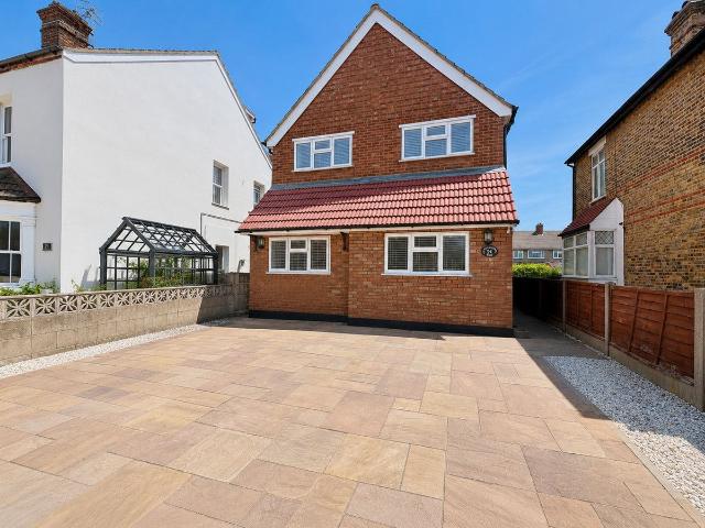 House for rent in Collier Row, Greater London