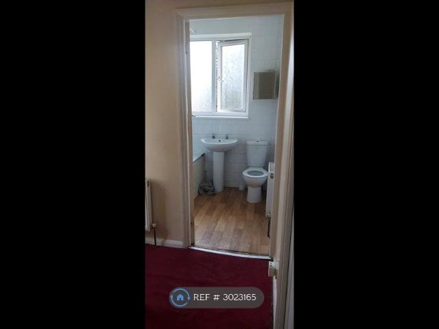Room for rent in London Borough of Havering, Greater London