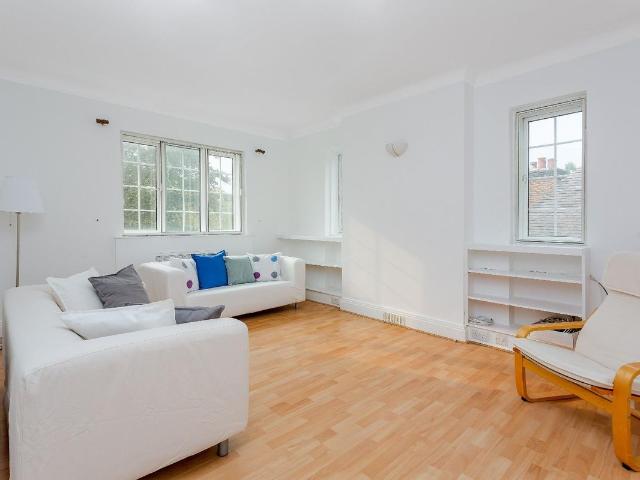 Apartment for rent in Belsize Park, Greater London