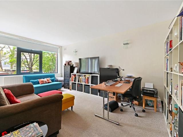 Apartment for rent in Belsize Park, Greater London