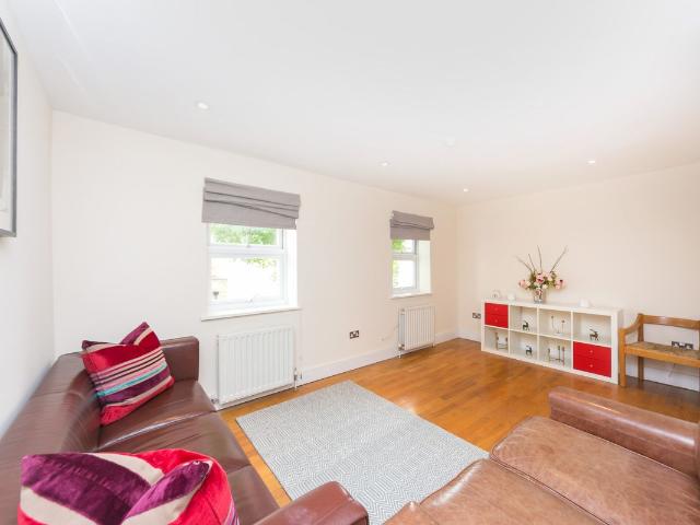 Apartment for rent in Chalk Farm, Primrose Hill