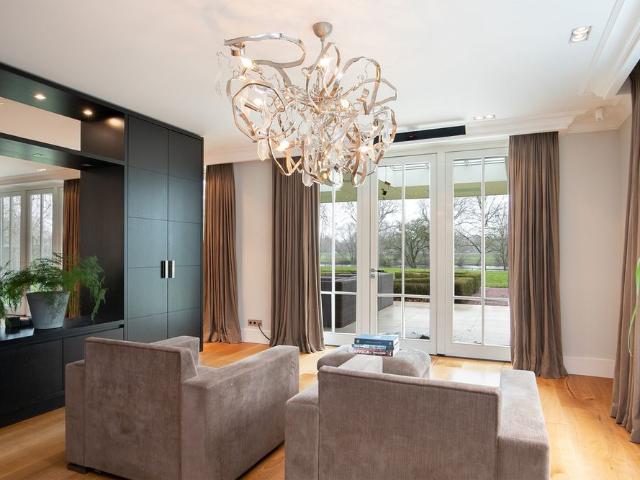 Woning te huur in De Steeg, Gelderland