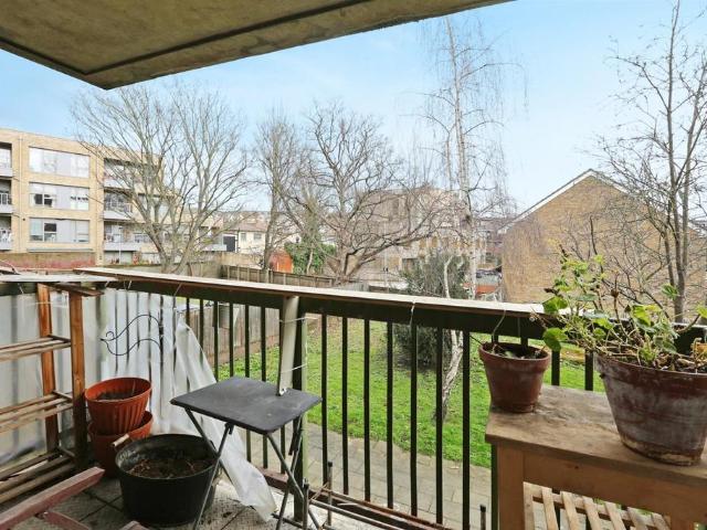 Apartment for rent in Camberwell, Greater London