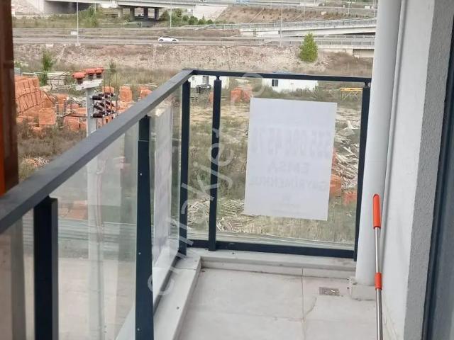 İzmit, Kocaeli içerisinde kiralık mülk