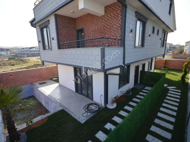 Karasu içerisinde satılık Villa