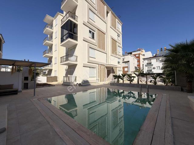 Kepez, Antalya içerisinde satılık mülk