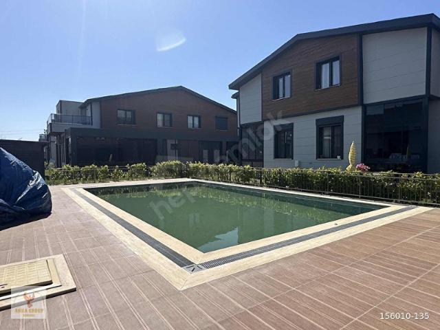 Dikili, İzmir içerisinde satılık Villa