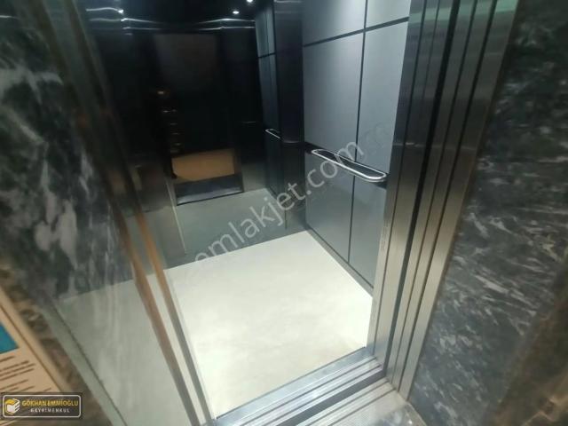 Çiğli, İzmir içerisinde satılık mülk