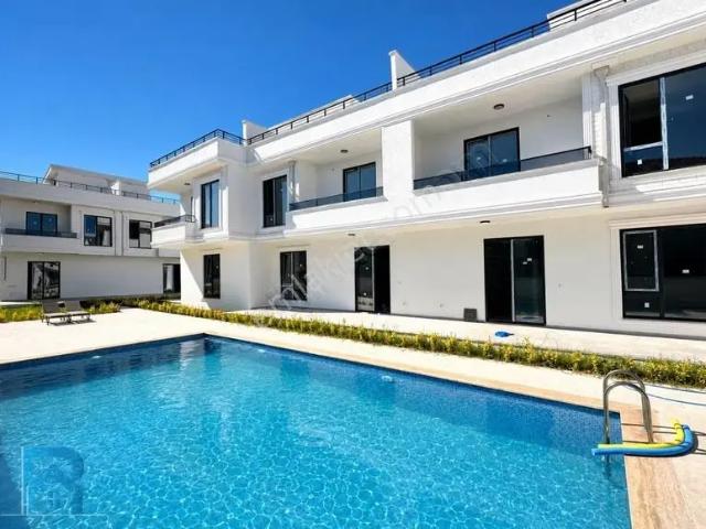 Karasu, Sakarya içerisinde satılık Villa