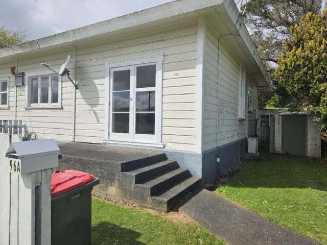 House for rent in Taranaki