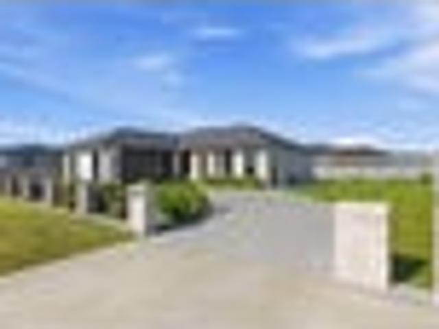 House for rent in Taranaki