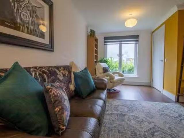 Apartment for rent in Mearns, Scotland