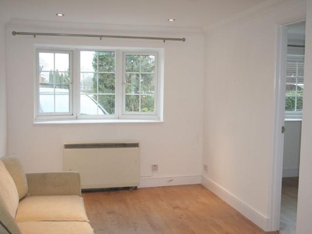Apartment for rent in Holybrook, West Berkshire