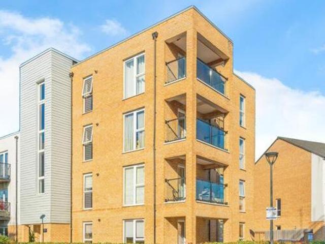 House for sale in Bleriot Gate, Runnymede