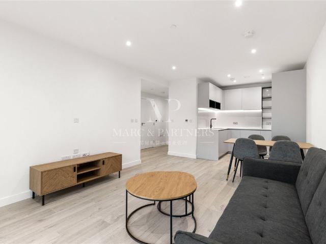 House for rent in Manor House, Greater London
