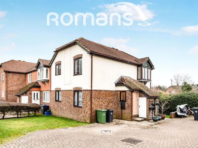 Apartment for rent in Heol-las, Surrey