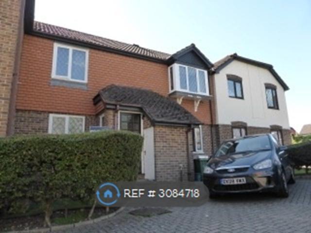 House for rent in Bagshot, Surrey Heath