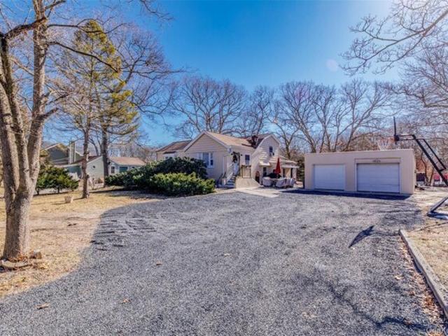 House for sale in Centereach, New York