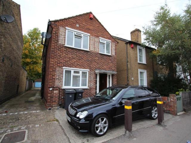 House for rent in Norbiton, Greater London