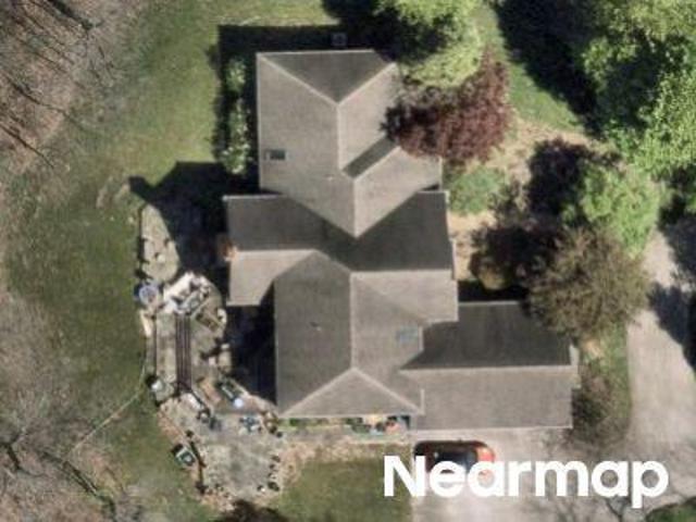 House for sale in Hawksmoor, Chagrin Falls