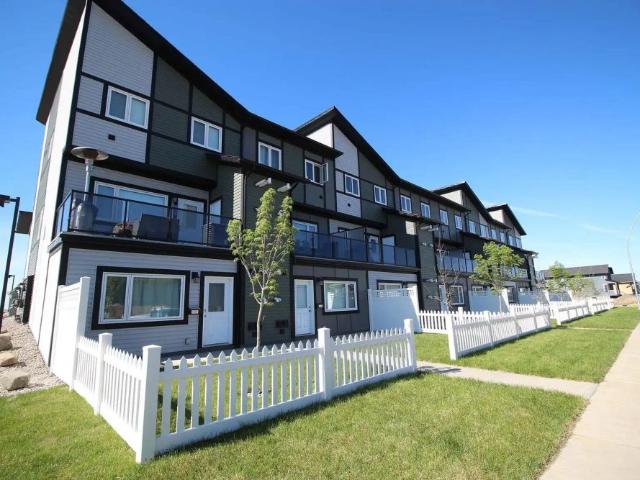 Townhouse for rent in Parkdale, Regina