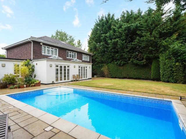 House for rent in Blackhills, Surrey