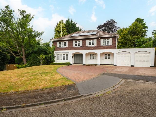 House for rent in Blackhills, Surrey