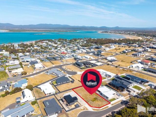 Land for sale in Hawley Beach, Tasmania