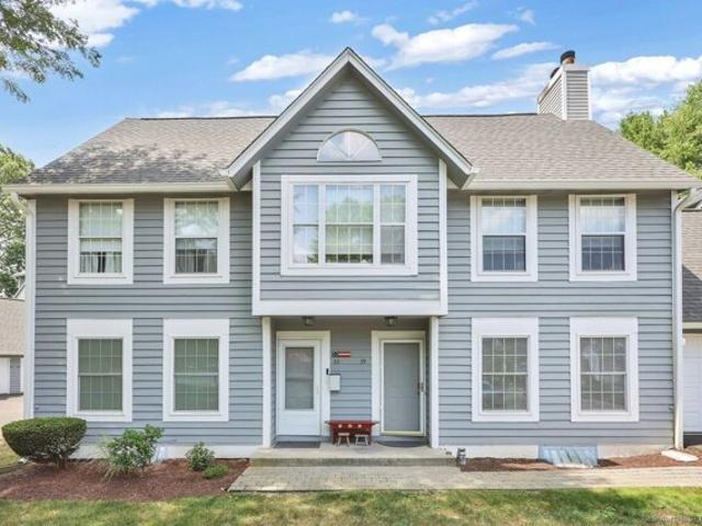Condo for sale in Stratford