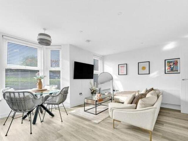 House for sale in Hawley, Monks Orchard