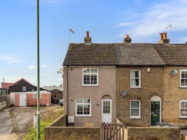 House for sale in Dartford, Kent
