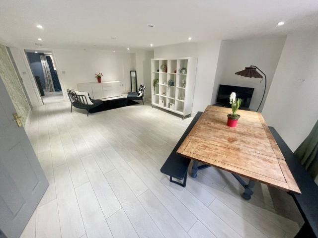 Apartment for rent in Margate Old Town, Acol