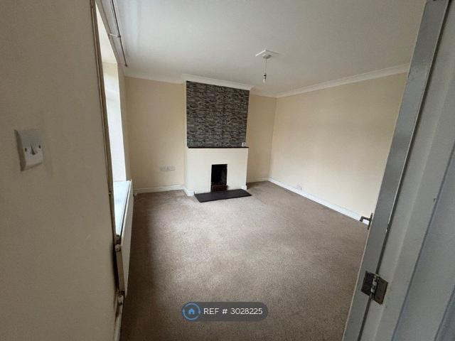 House for rent in Pinehurst, Swindon